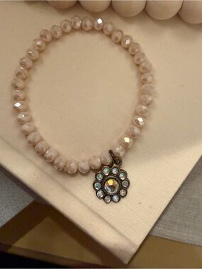 Beaded Stretch Bracelet with Iridescent Flower Charm - Cream NWOT